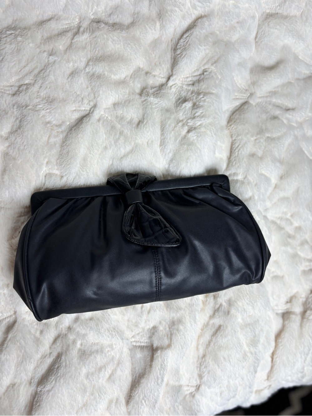 Gently Used Susan Reade Elegant Black Clutch Bag